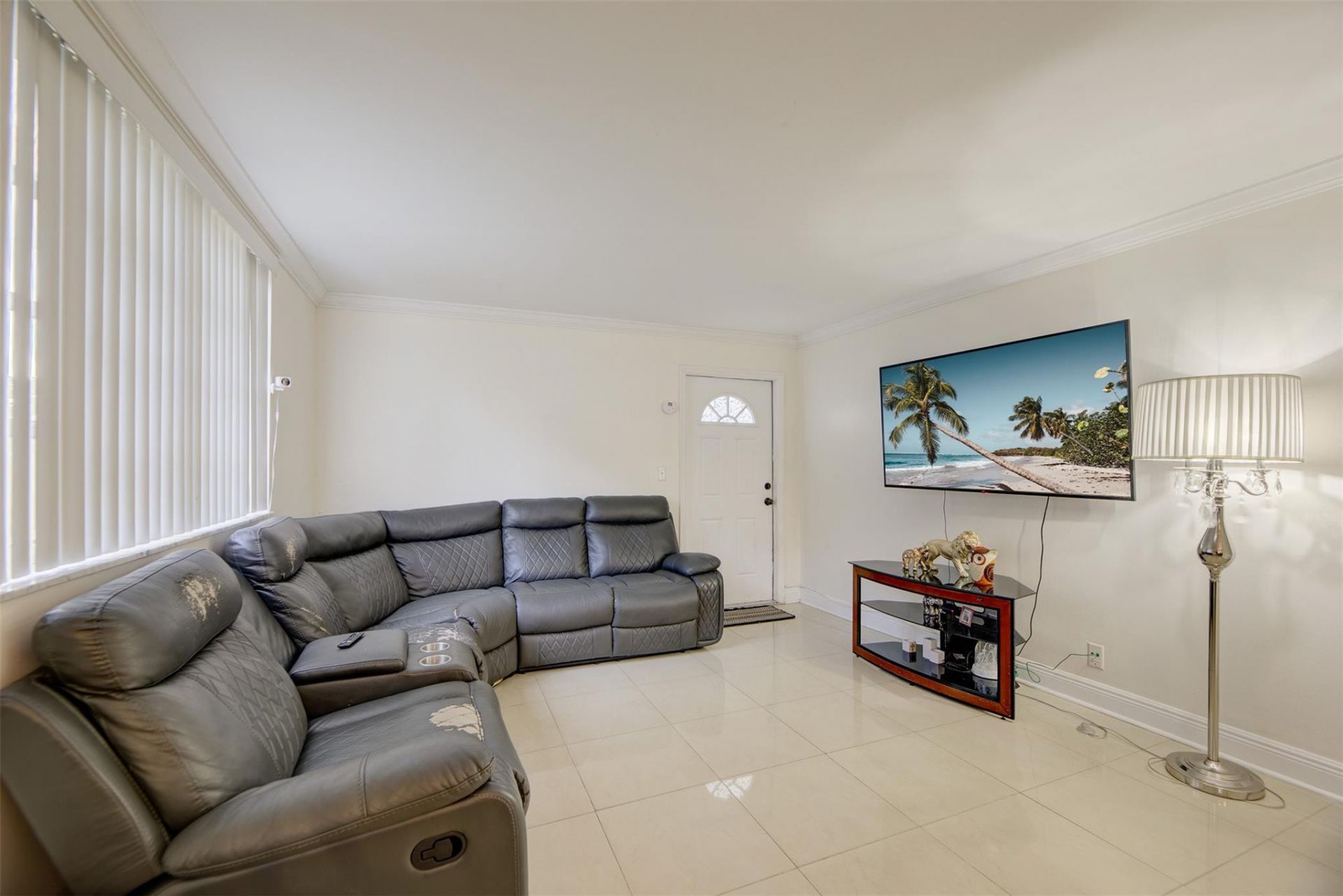 3777 NW 78th Avenue, Unit 10d, Hollywood, FL 33024 Photo