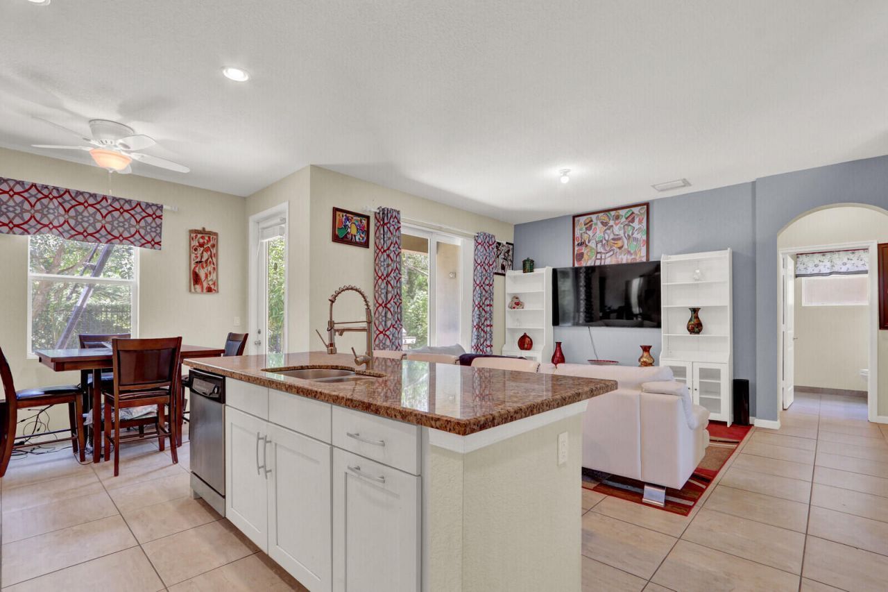 4701 Foxtail Palm Court, Greenacres, FL 33463 Photo