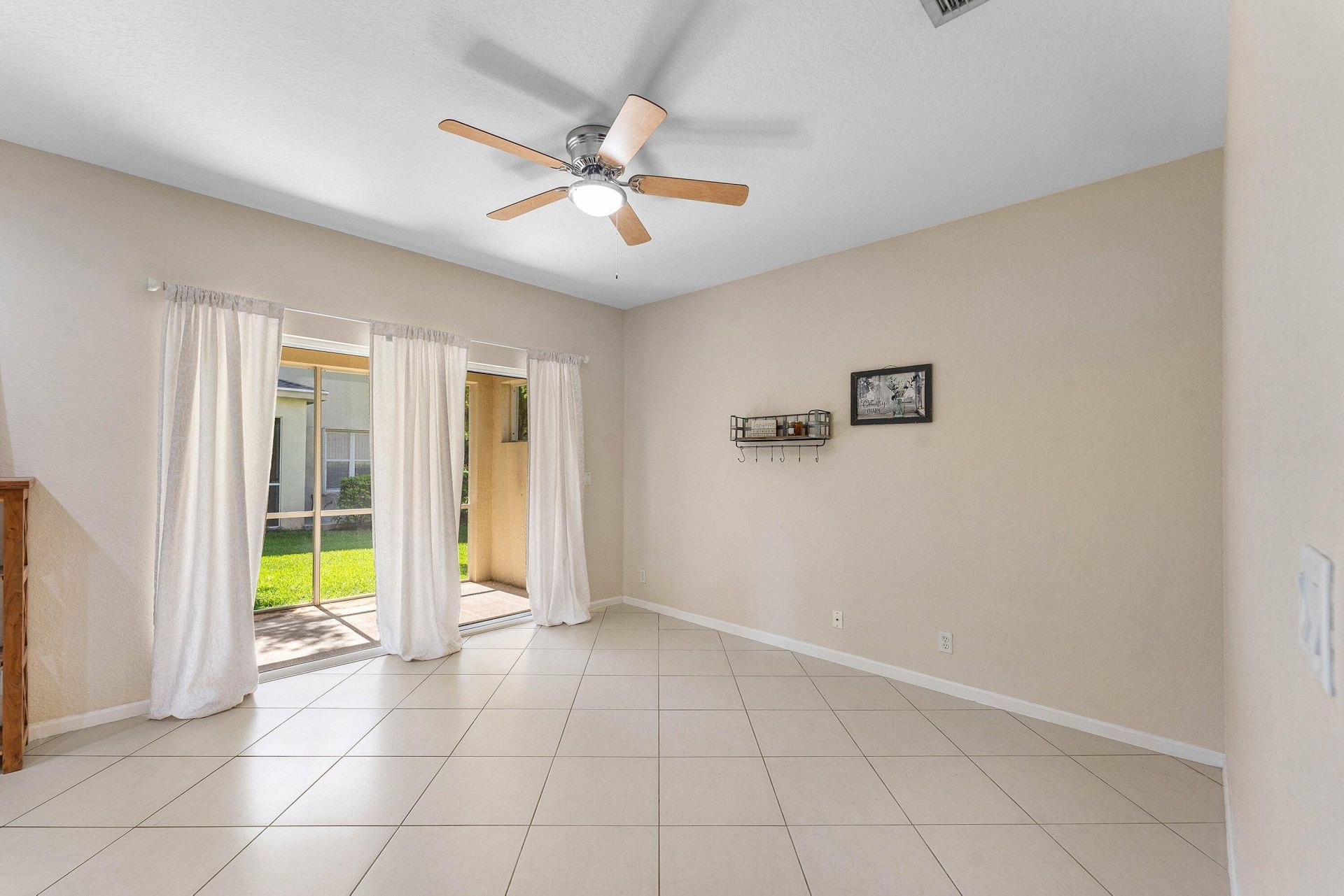 331 Spruce Street, Boynton Beach, FL 33426 Photo