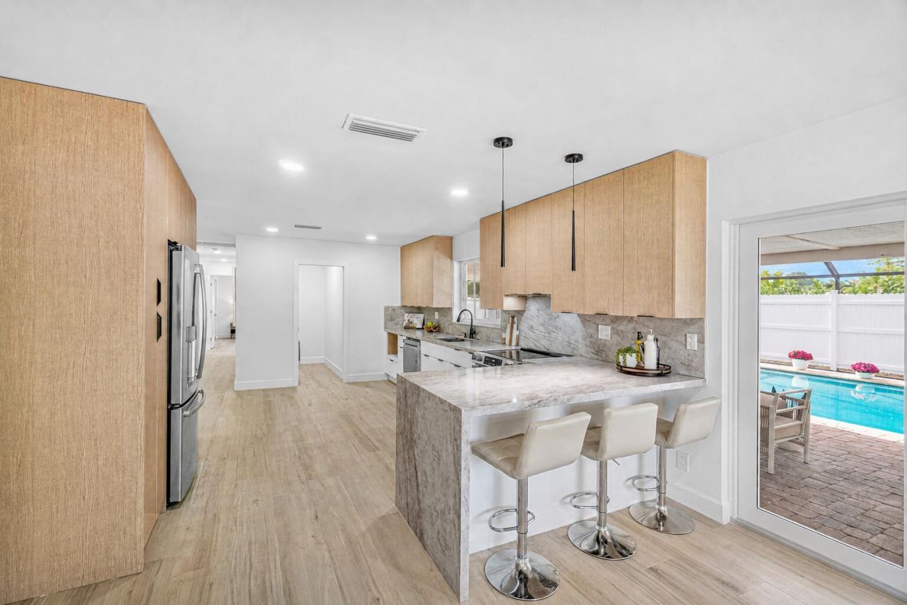 718 SW 27th Place, Boynton Beach, FL 33435 Photo