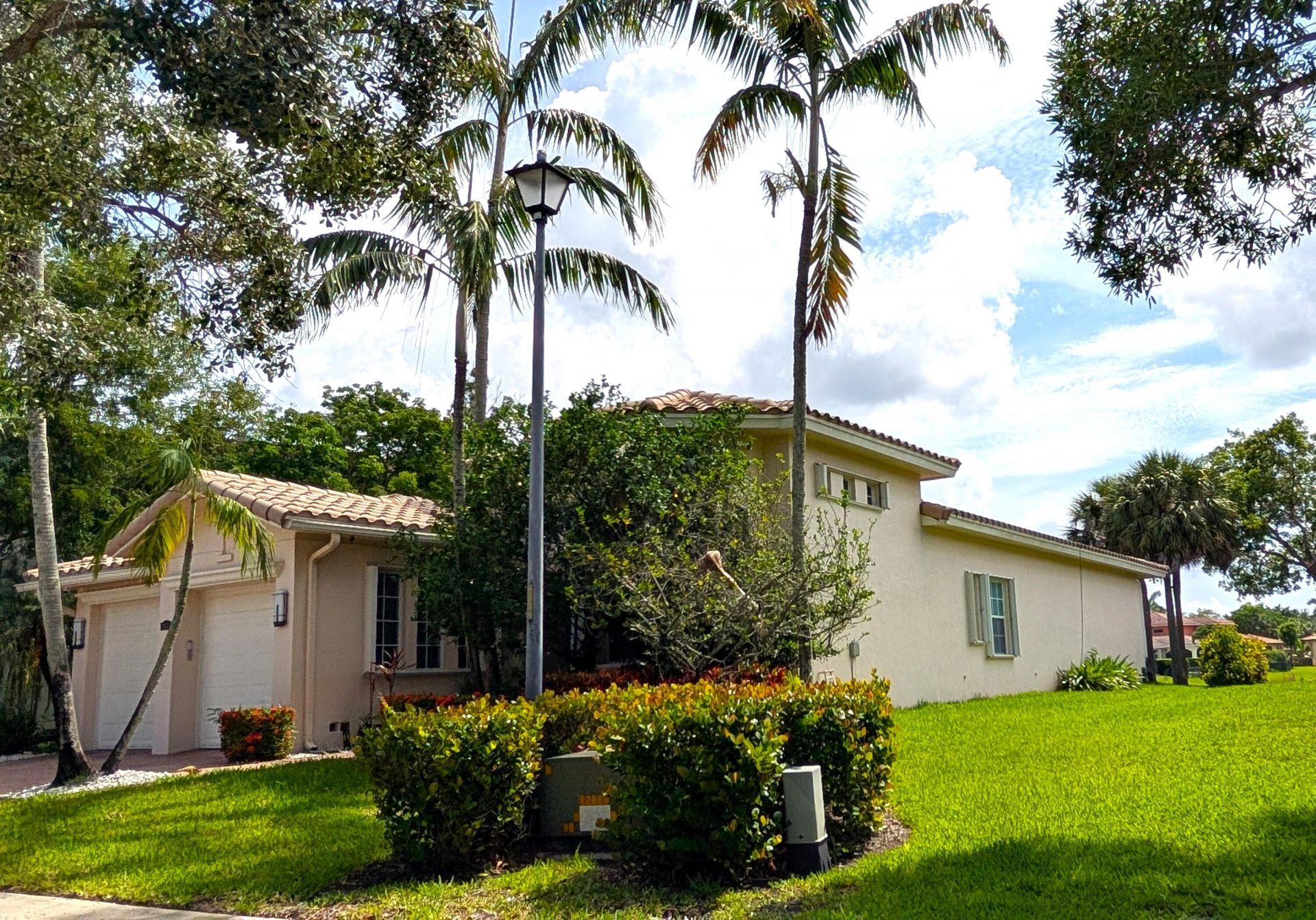 8247 NW 107th Terrace, Parkland, FL 33076 Photo