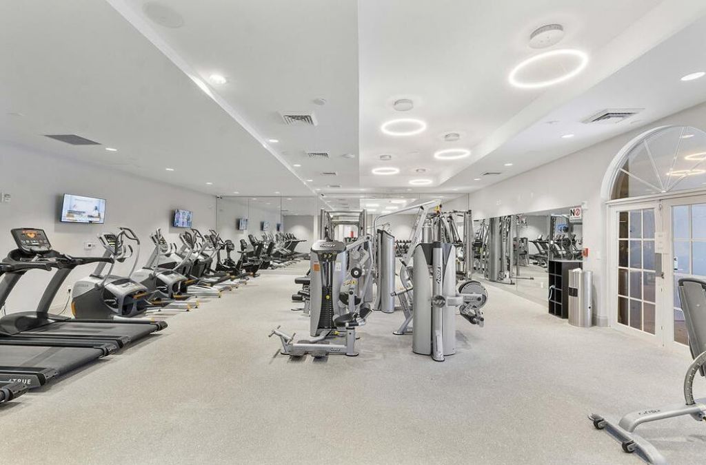 8247 NW 107th Terrace, Parkland, FL 33076 Photo