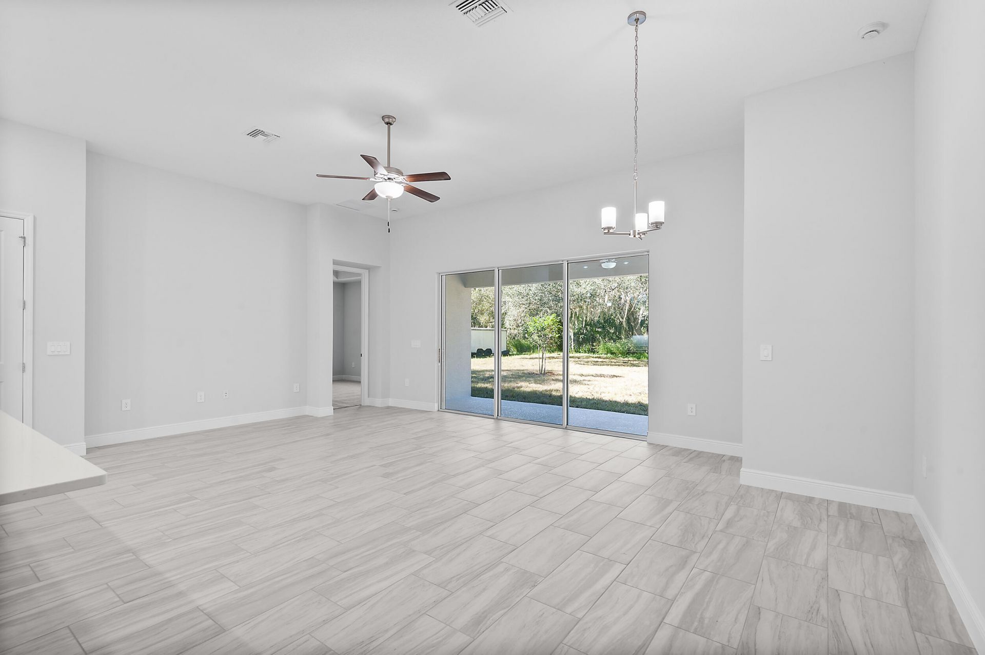 304 N Jungle Road, Geneva, FL 32732 Photo