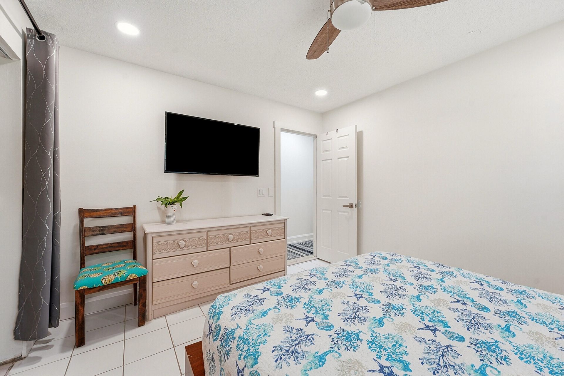 1095 NE Tuxedo Terrace, Jensen Beach, FL 34957 Photo