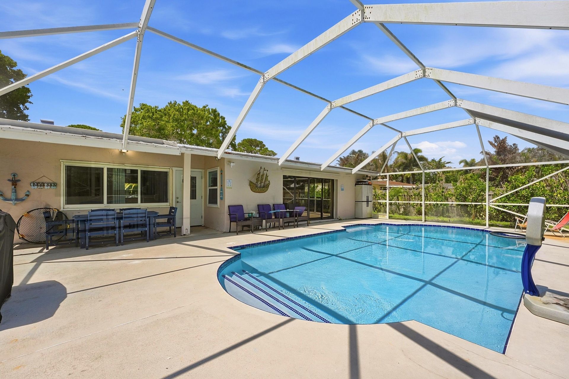 1095 NE Tuxedo Terrace, Jensen Beach, FL 34957 Photo