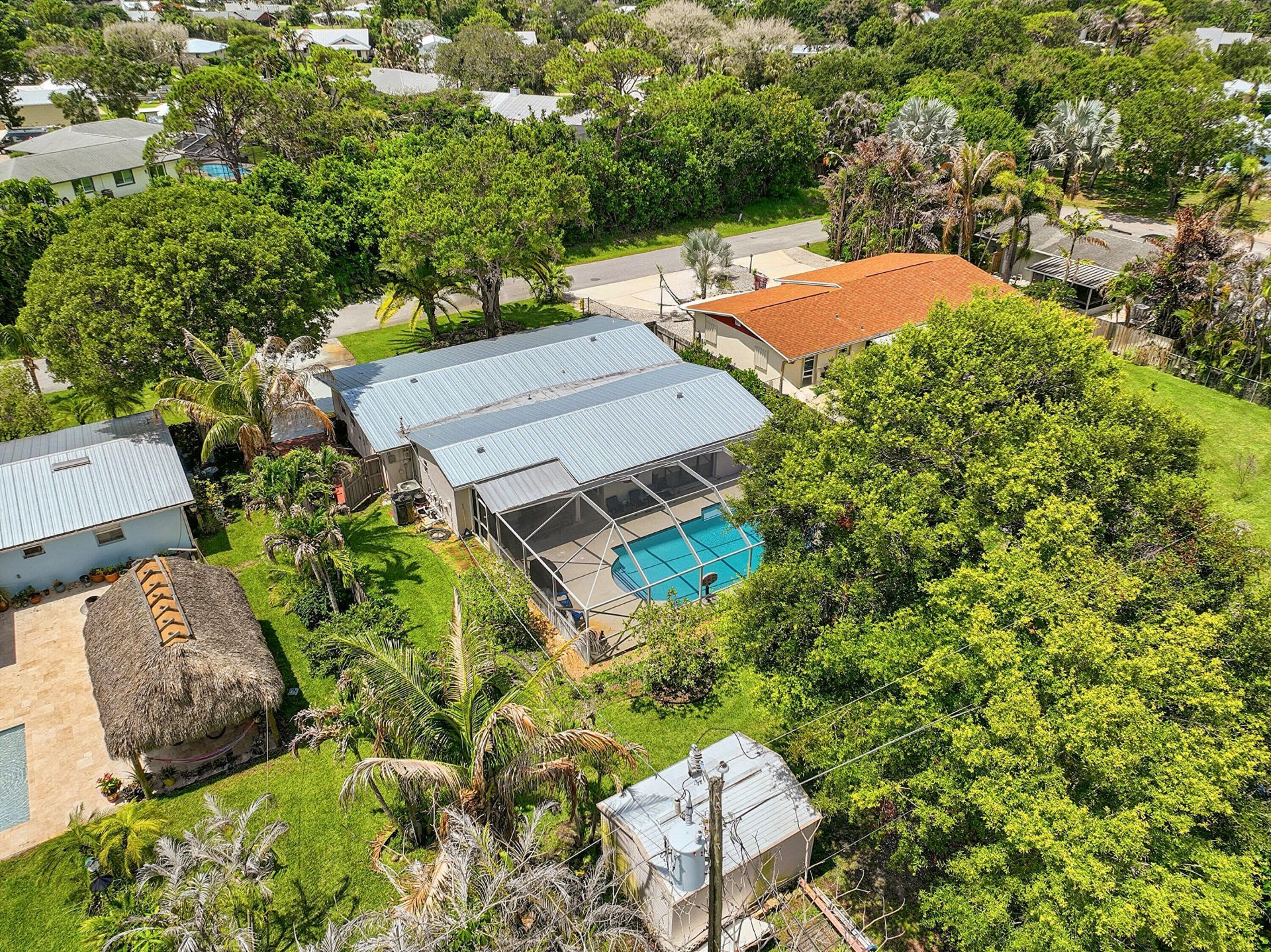 1095 NE Tuxedo Terrace, Jensen Beach, FL 34957 Photo