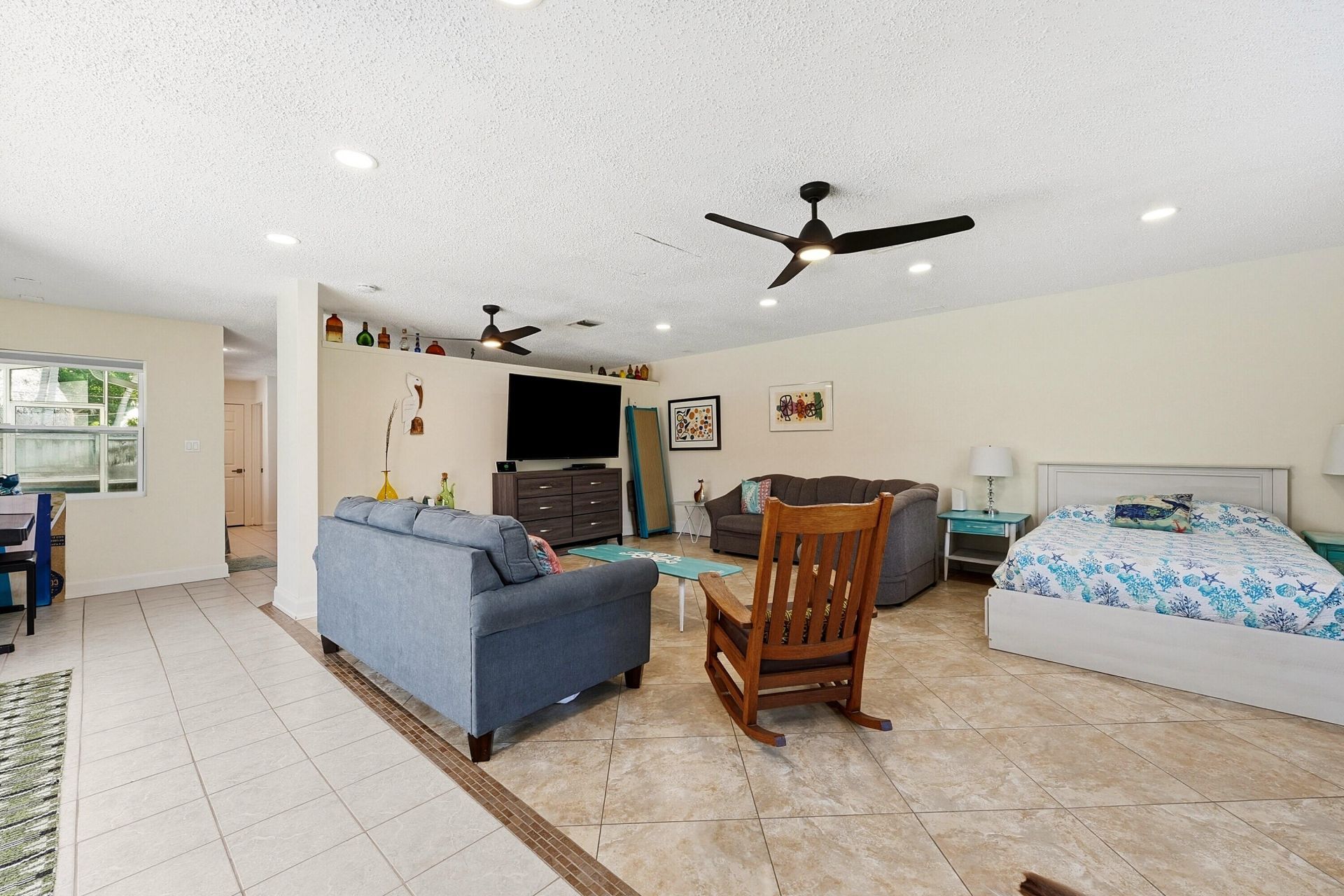 1095 NE Tuxedo Terrace, Jensen Beach, FL 34957 Photo
