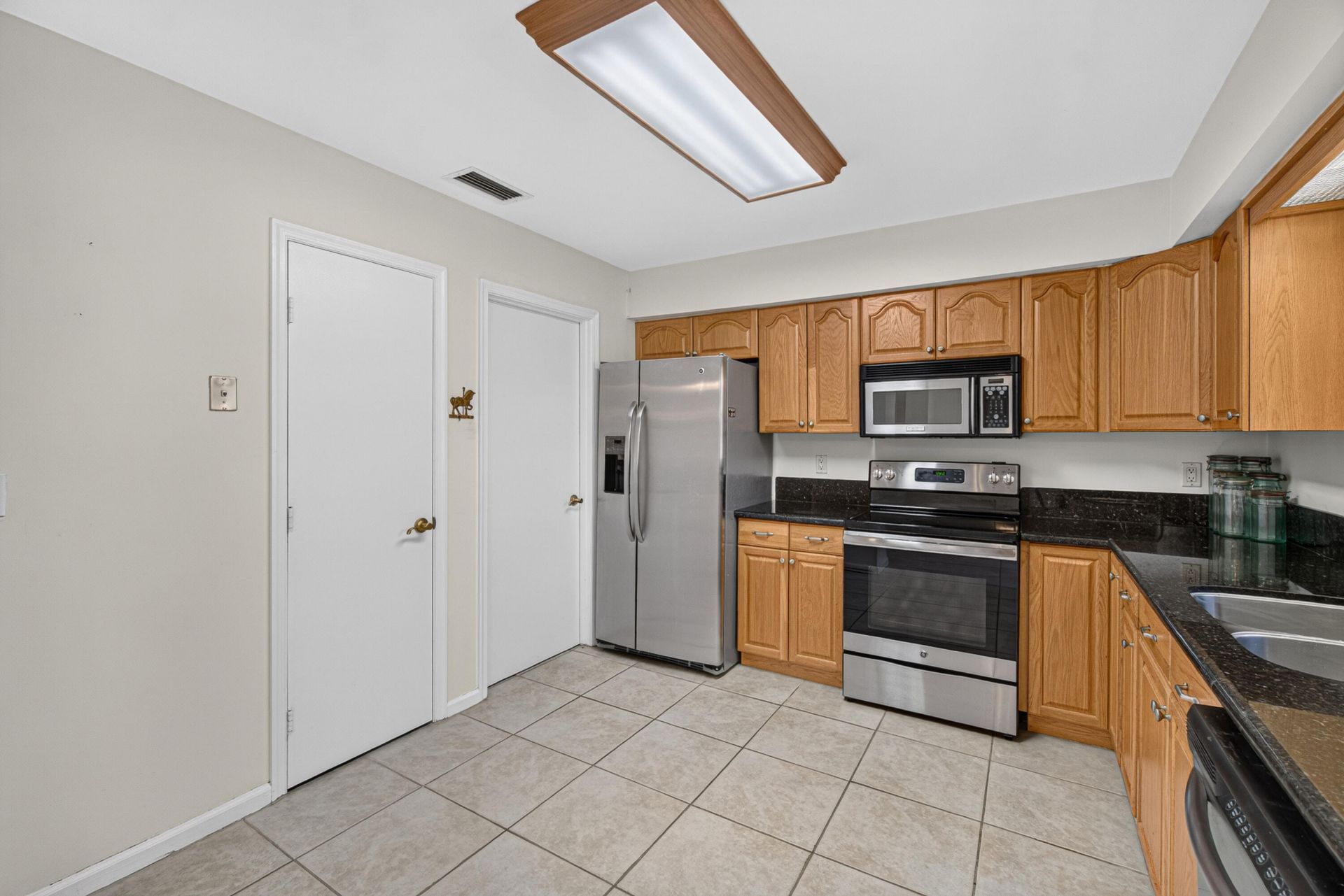 9925 Frangipani Tree Way, Unit B, Boynton Beach, FL 33436 Photo