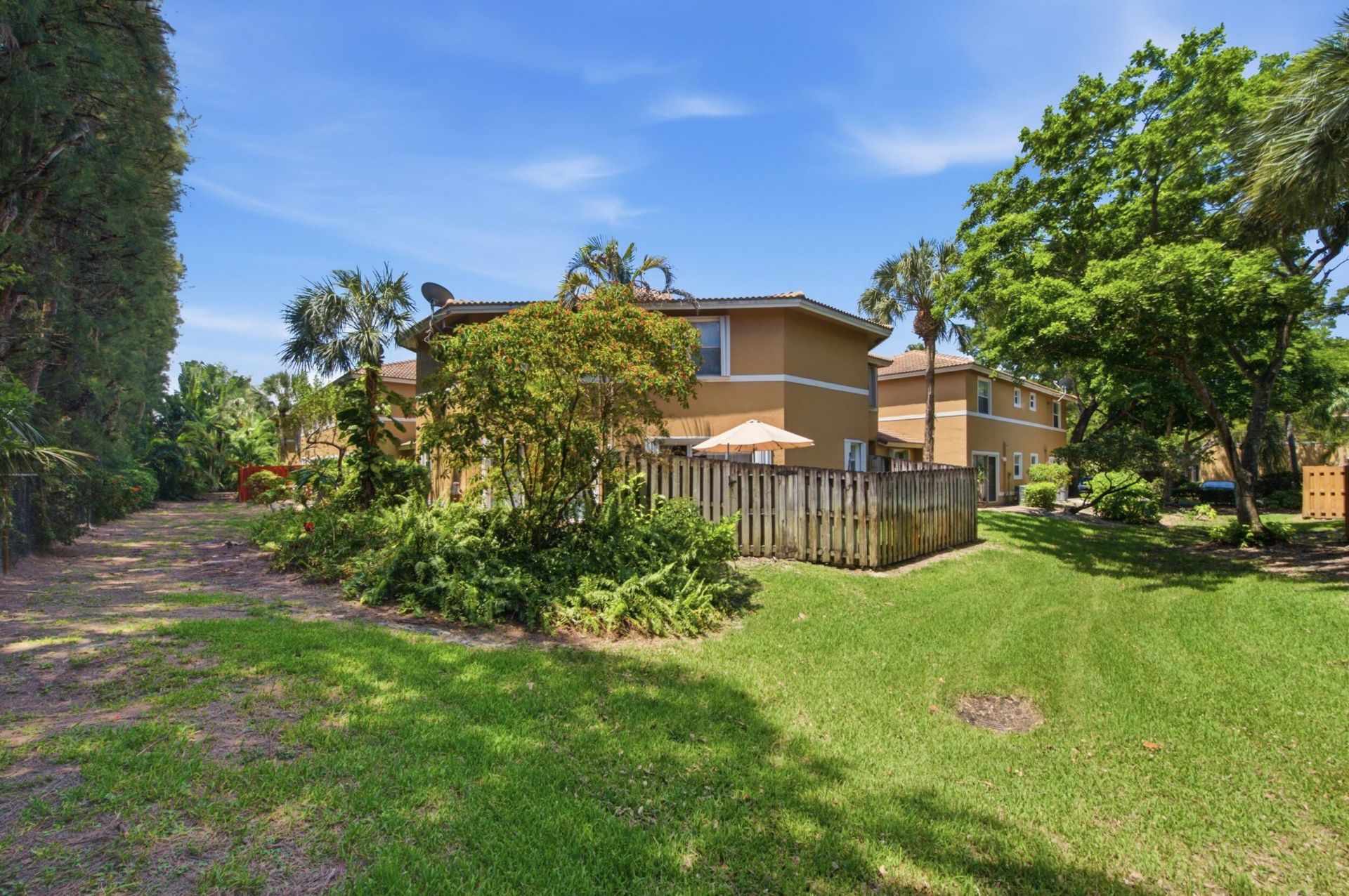 2824 NW 99th Terrace, Sunrise, FL 33322 Photo