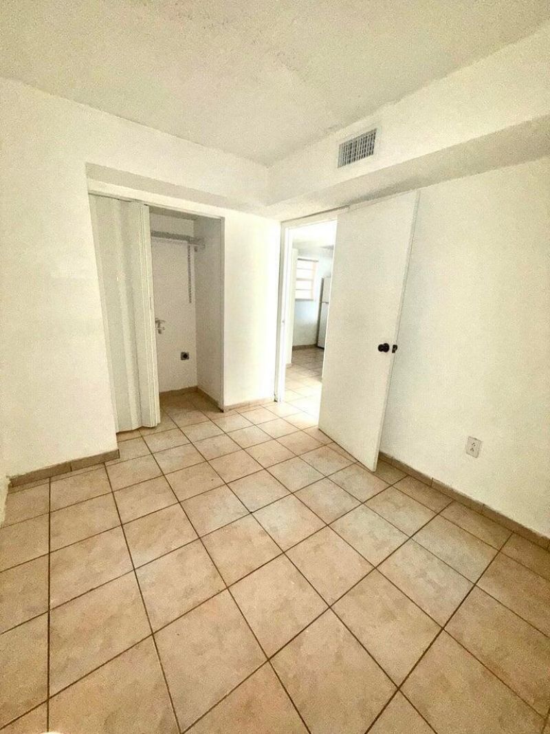 7601 Byron Avenue, Unit 3c, Miami Beach, FL 33141 Photo