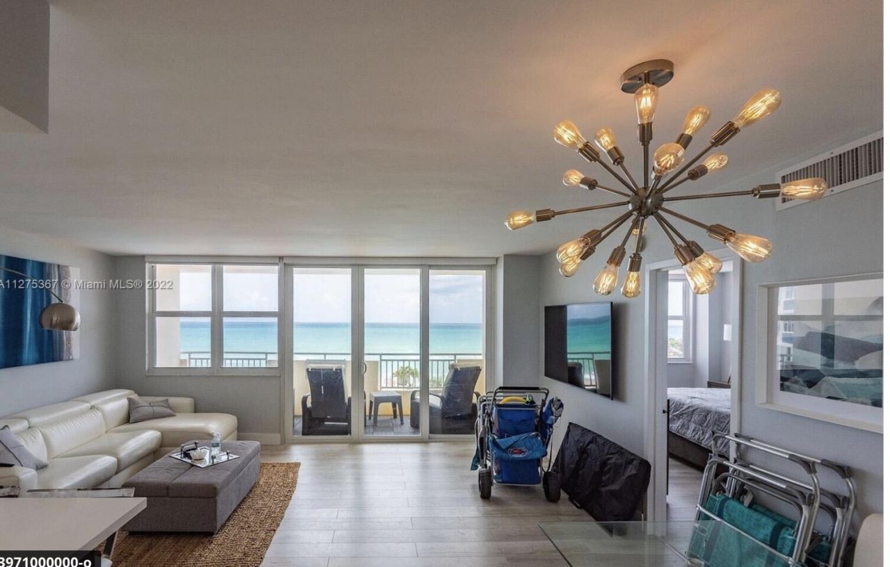 3180 S Ocean Drive, Unit 414, Hallandale Beach, FL 33009 Photo
