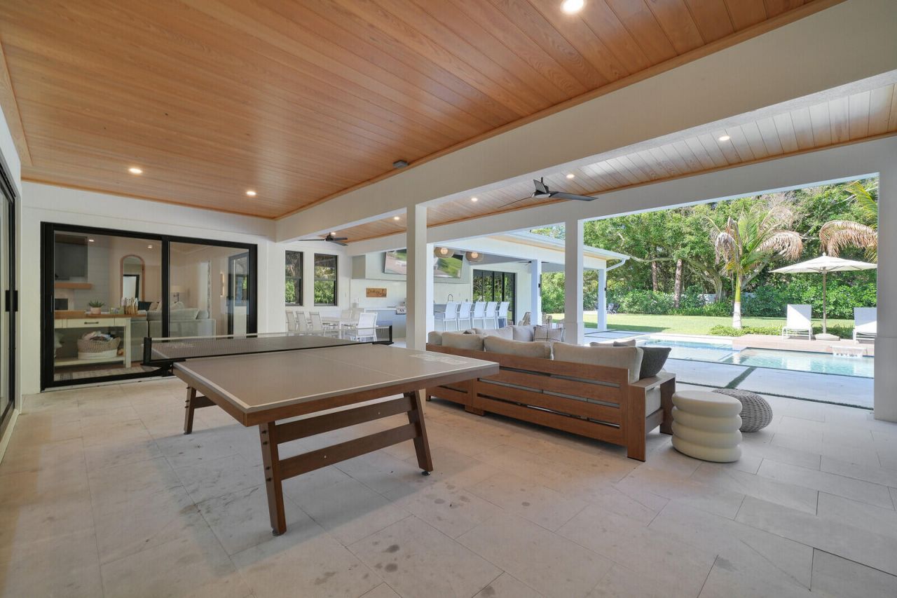 19526 W Trails End Terrace, Jupiter, FL 33458 Photo