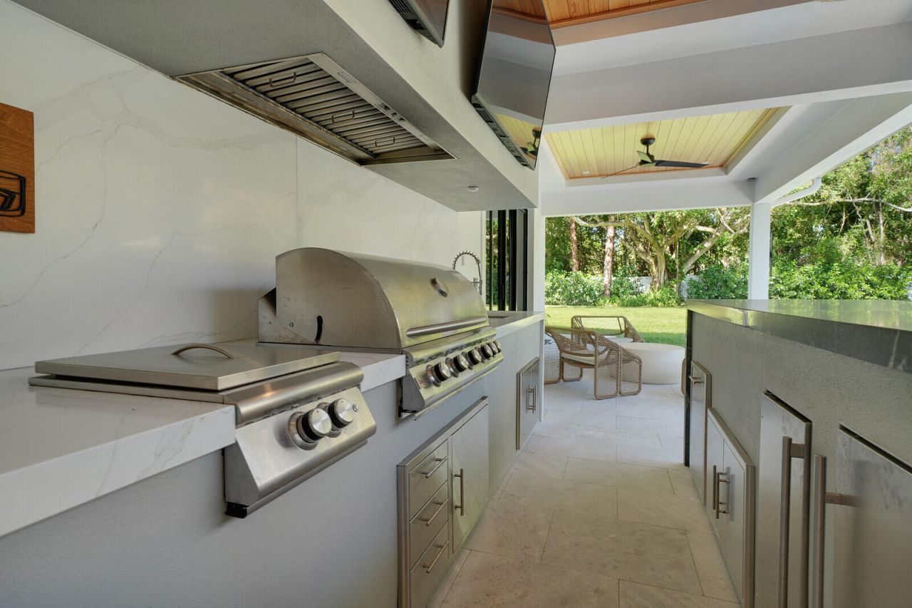 19526 W Trails End Terrace, Jupiter, FL 33458 Photo
