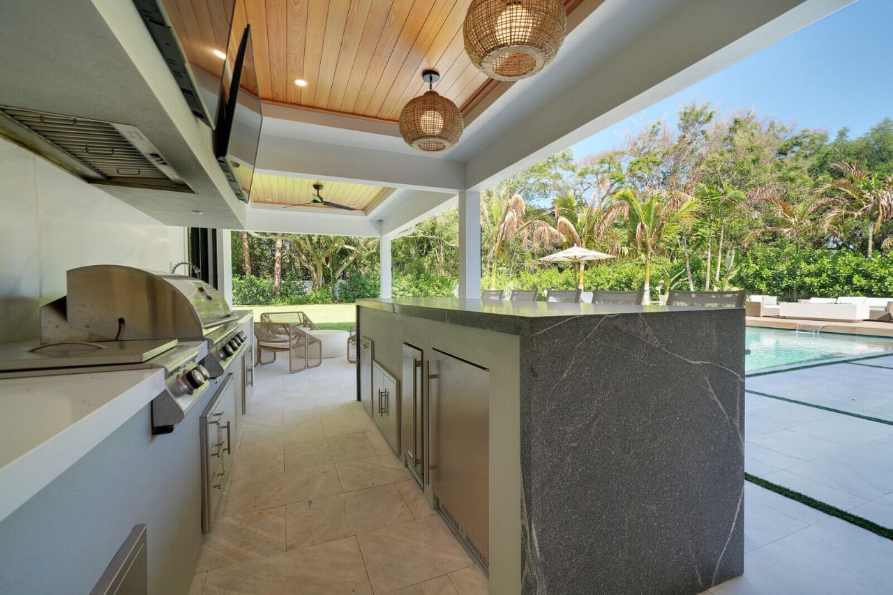 19526 W Trails End Terrace, Jupiter, FL 33458 Photo