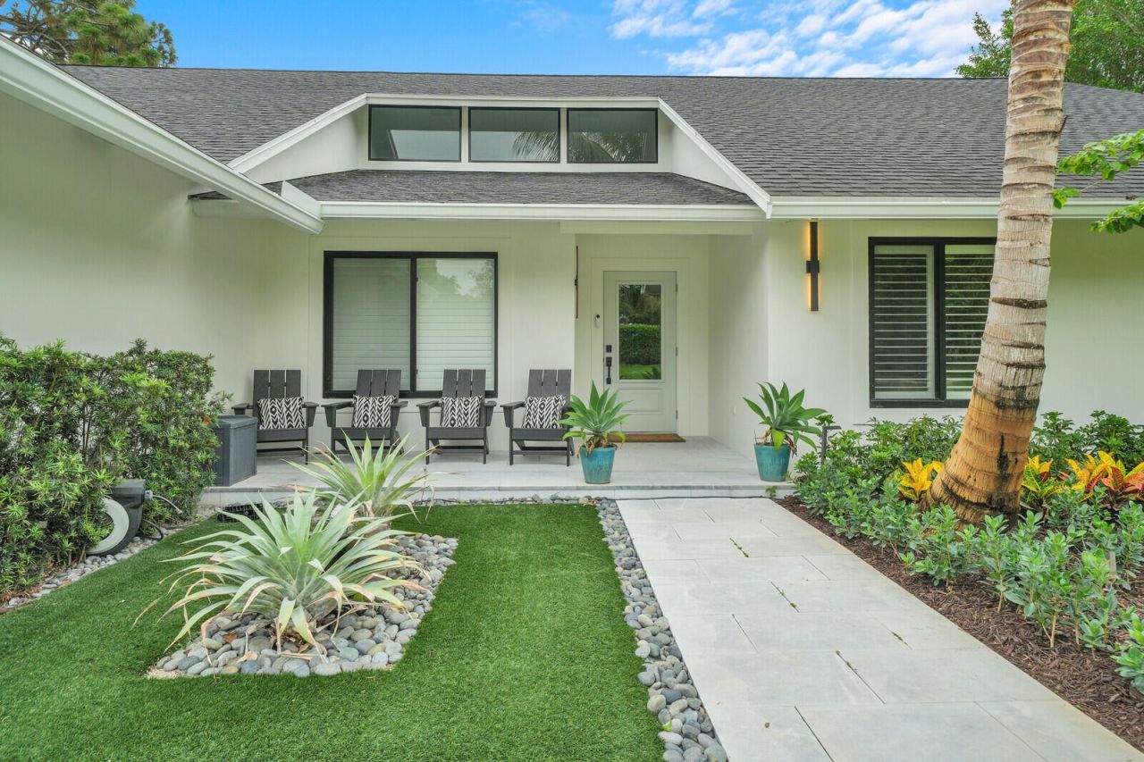 19526 W Trails End Terrace, Jupiter, FL 33458 Photo