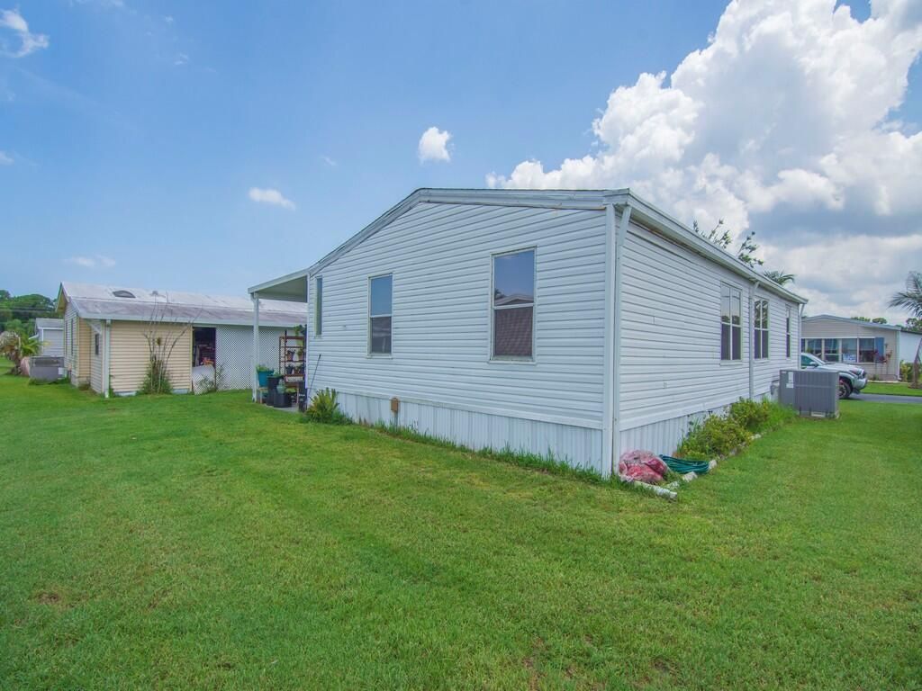 4697 SE Copperwood Terrace, Stuart, FL 34997 Photo
