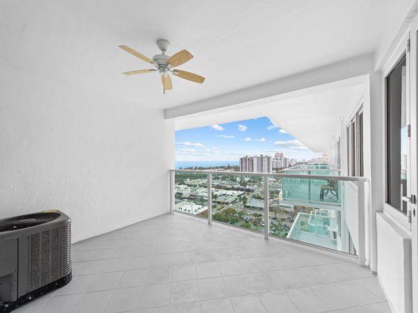 3233 NE 34th Street, Unit 1712, Fort Lauderdale, FL 33308