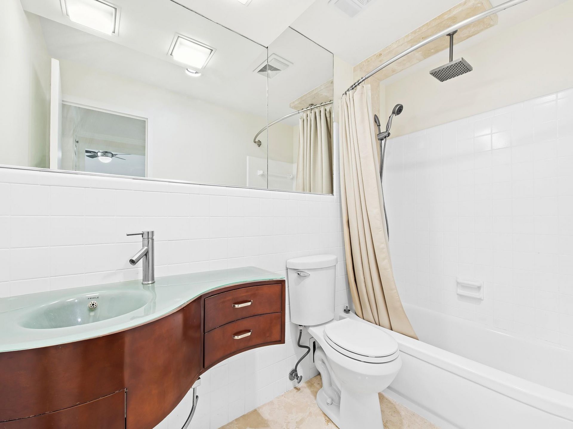 3233 NE 34th Street, Unit 1712, Fort Lauderdale, FL 33308 Photo