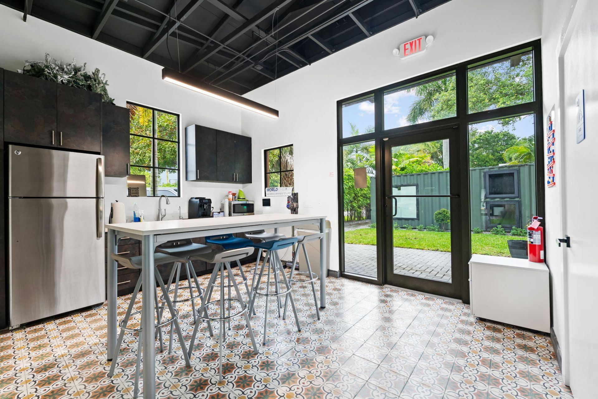602 SW 12th Avenue, Fort Lauderdale, FL 33312 Photo