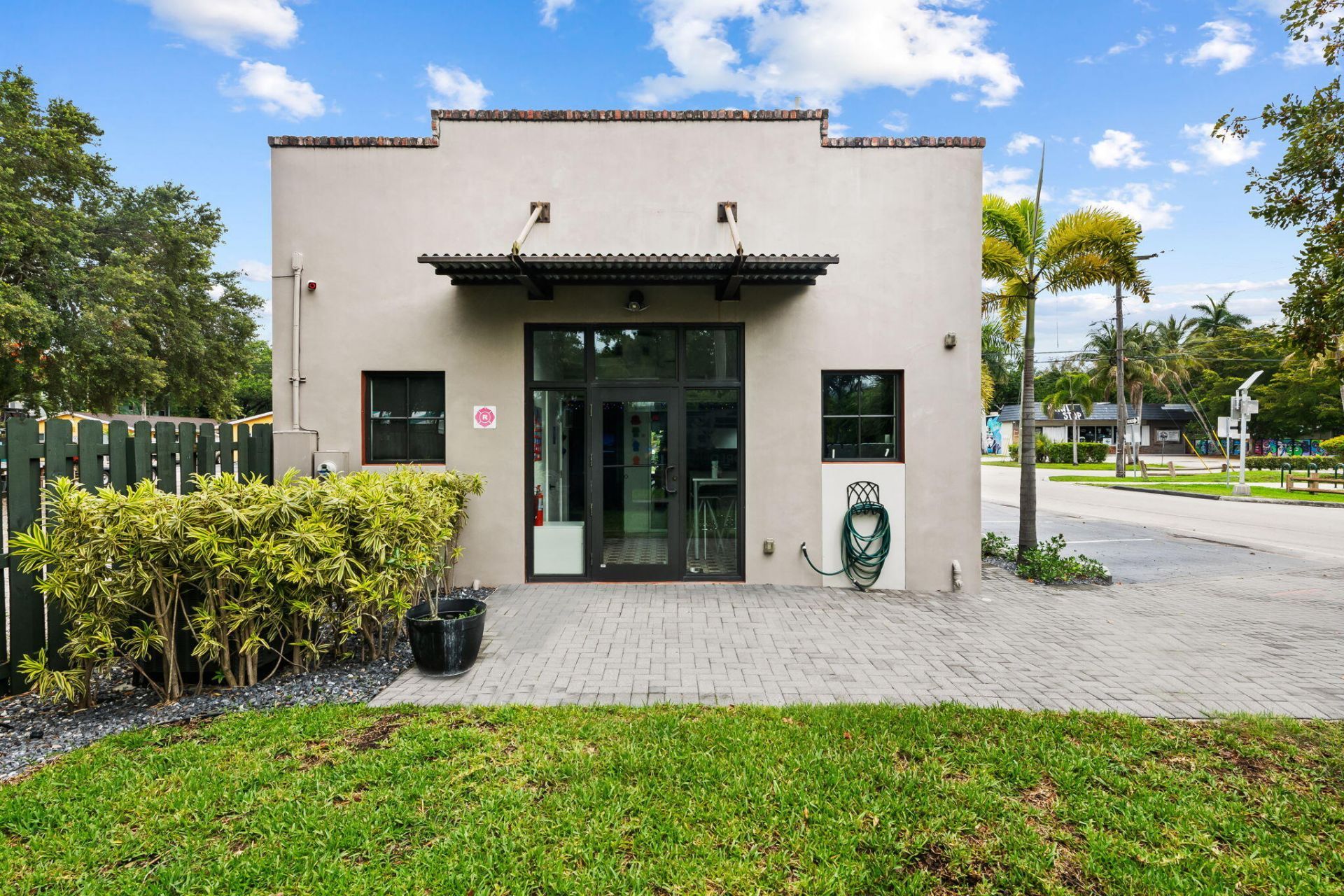 602 SW 12th Avenue, Fort Lauderdale, FL 33312 Photo