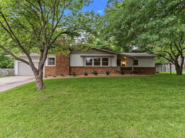 1248 S Fremont Avenue, Springfield, MO 65804