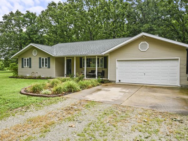 135 Katie Lane , Strafford, MO 65757