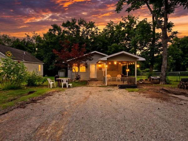 800 Waverly Road , Mountain Home, AR 72653