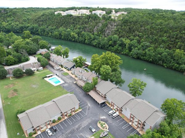 146 River Point Road , Unit 7, Hollister, MO 65672