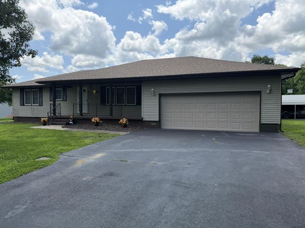 17 Sherwood Trail , Buffalo, MO 65622