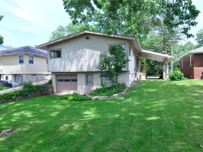 172 27th Street NW, Barberton, OH 44203 Photo 35