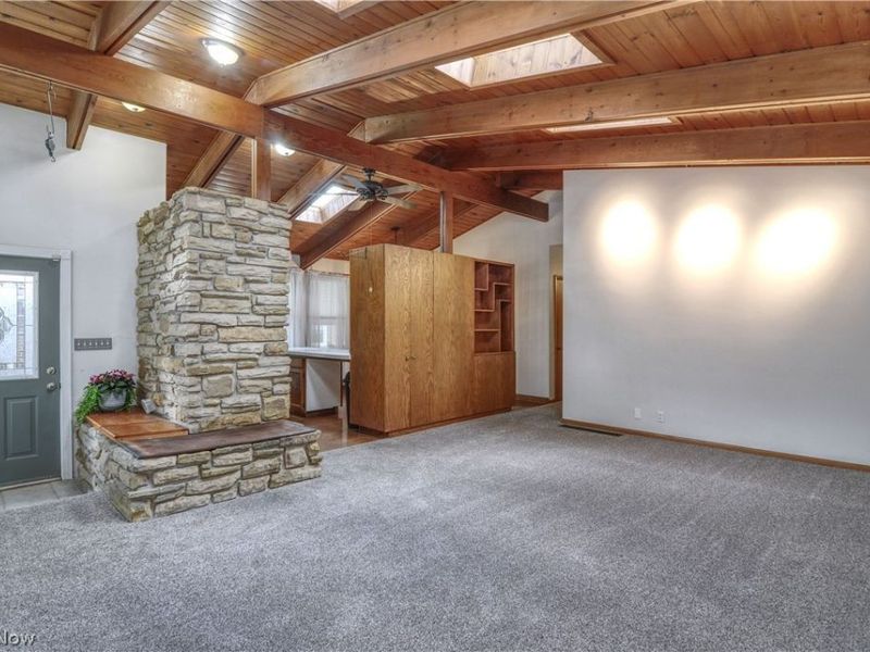 172 27th Street NW, Barberton, OH 44203 Photo 6