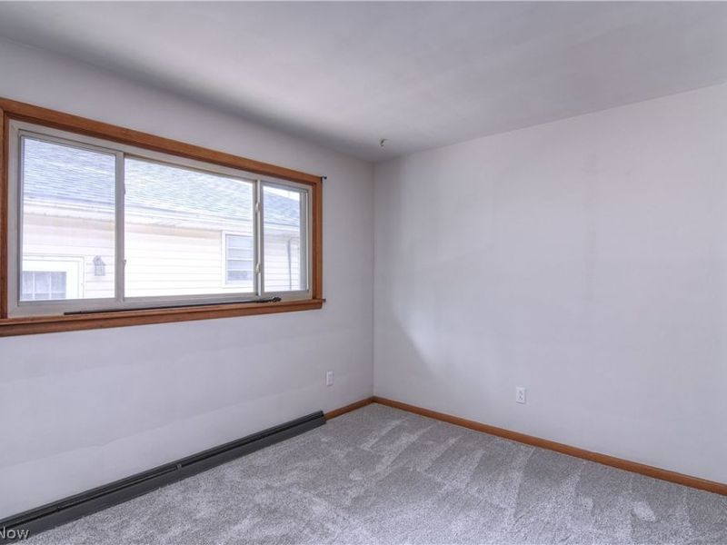 172 27th Street NW, Barberton, OH 44203 Photo 8