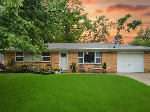 7536 Taney Place , Merrillville, IN 46410