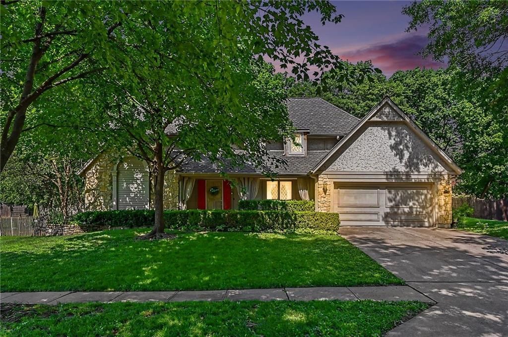 5710 N Spruce Avenue, Kansas City, MO 64119 Main Photo