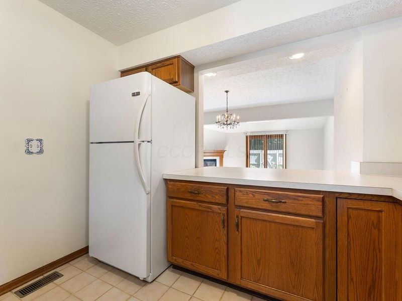 1068 Cypress Lane, Unit 12-3, Columbus, OH 43230 Photo 10