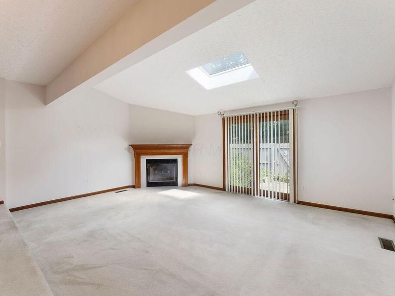 1068 Cypress Lane, Unit 12-3, Columbus, OH 43230 Photo 19