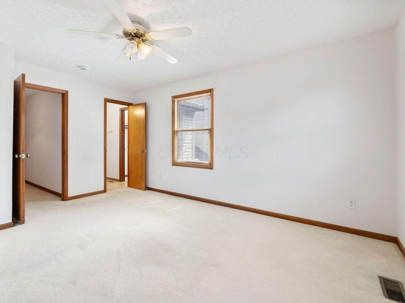 1068 Cypress Lane, Unit 12-3, Columbus, OH 43230 Photo 28