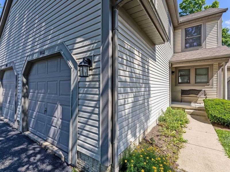 1068 Cypress Lane, Unit 12-3, Columbus, OH 43230 Photo 3