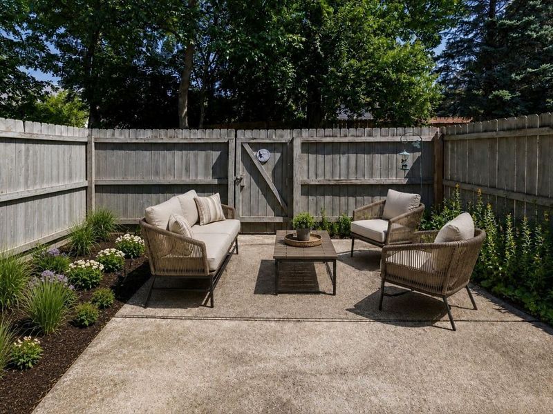 1068 Cypress Lane, Unit 12-3, Columbus, OH 43230 Photo 30