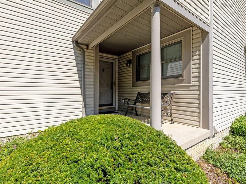 1068 Cypress Lane, Unit 12-3, Columbus, OH 43230 Photo 5