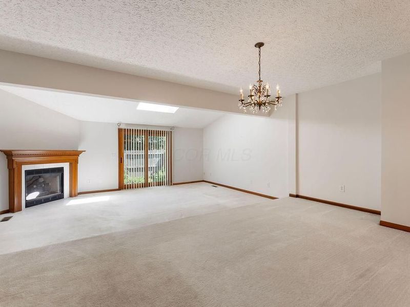 1068 Cypress Lane, Unit 12-3, Columbus, OH 43230 Photo 6