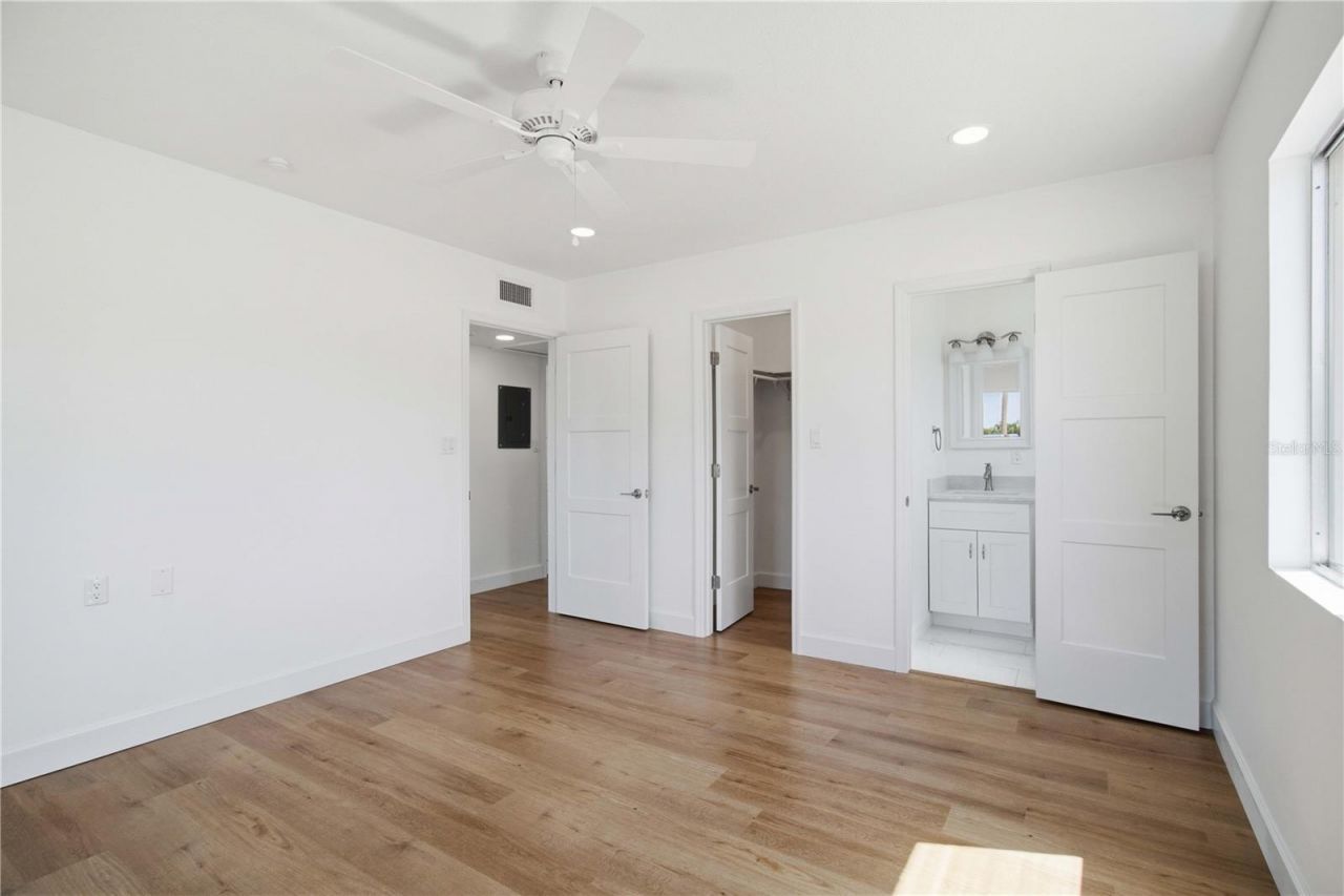 765 John Ringling Boulevard, Unit 1CLARI, Sarasota, FL 34236 Photo