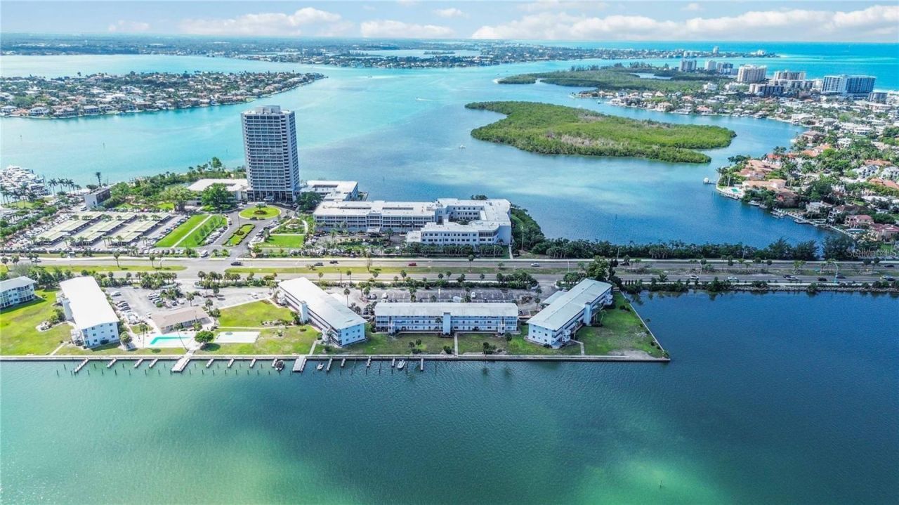 765 John Ringling Boulevard, Unit 1CLARI, Sarasota, FL 34236 Photo