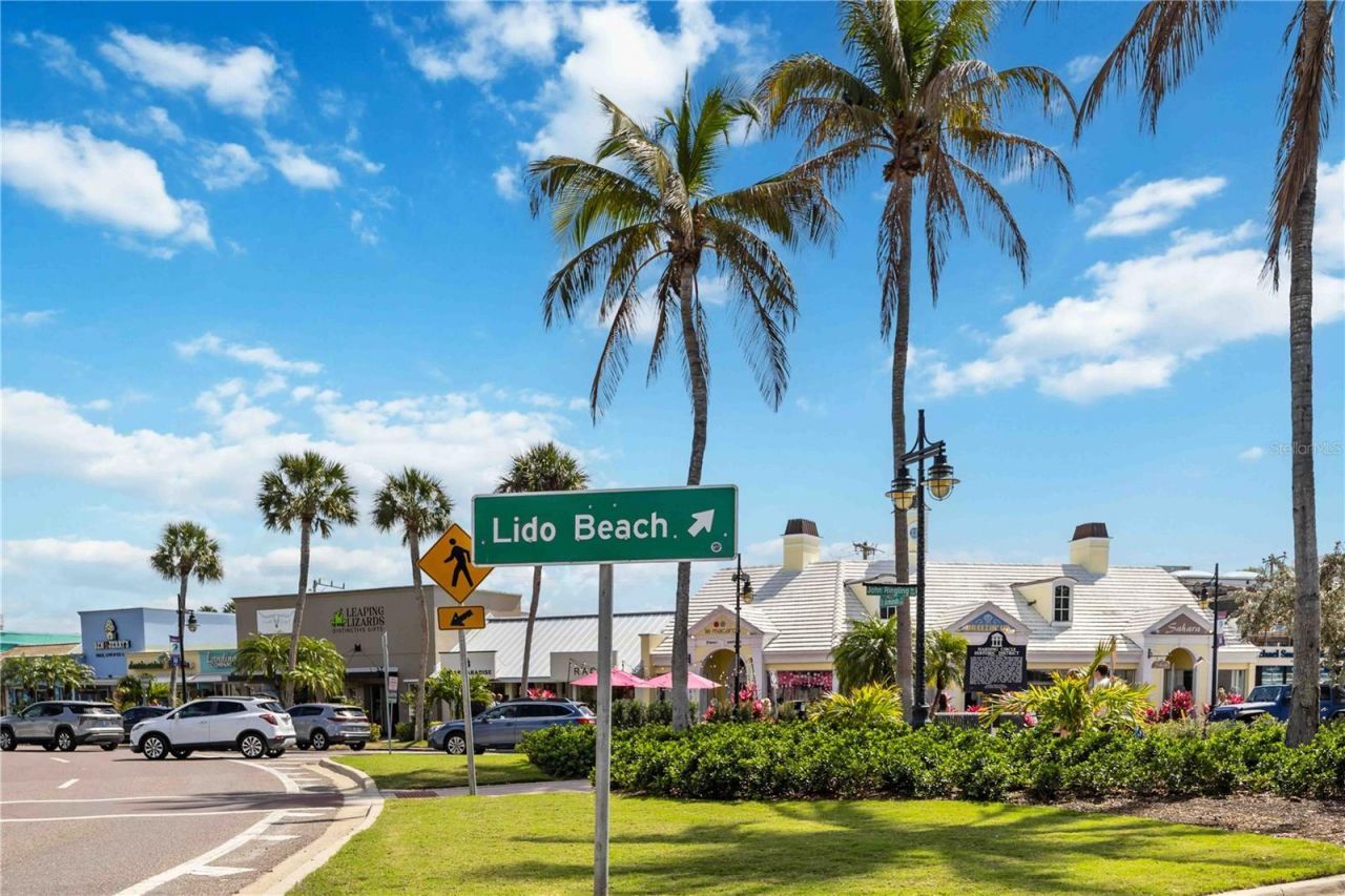 765 John Ringling Boulevard, Unit 1CLARI, Sarasota, FL 34236 Photo