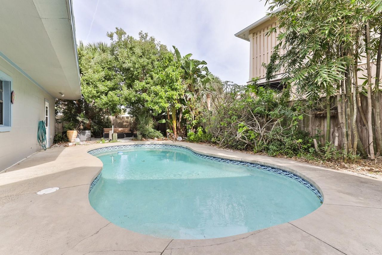 314 Due East Street, New Smyrna Beach, FL 32169 Photo