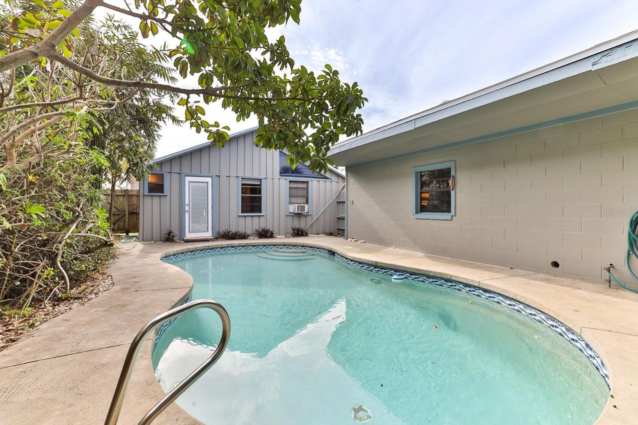 314 Due East Street, New Smyrna Beach, FL 32169 Photo