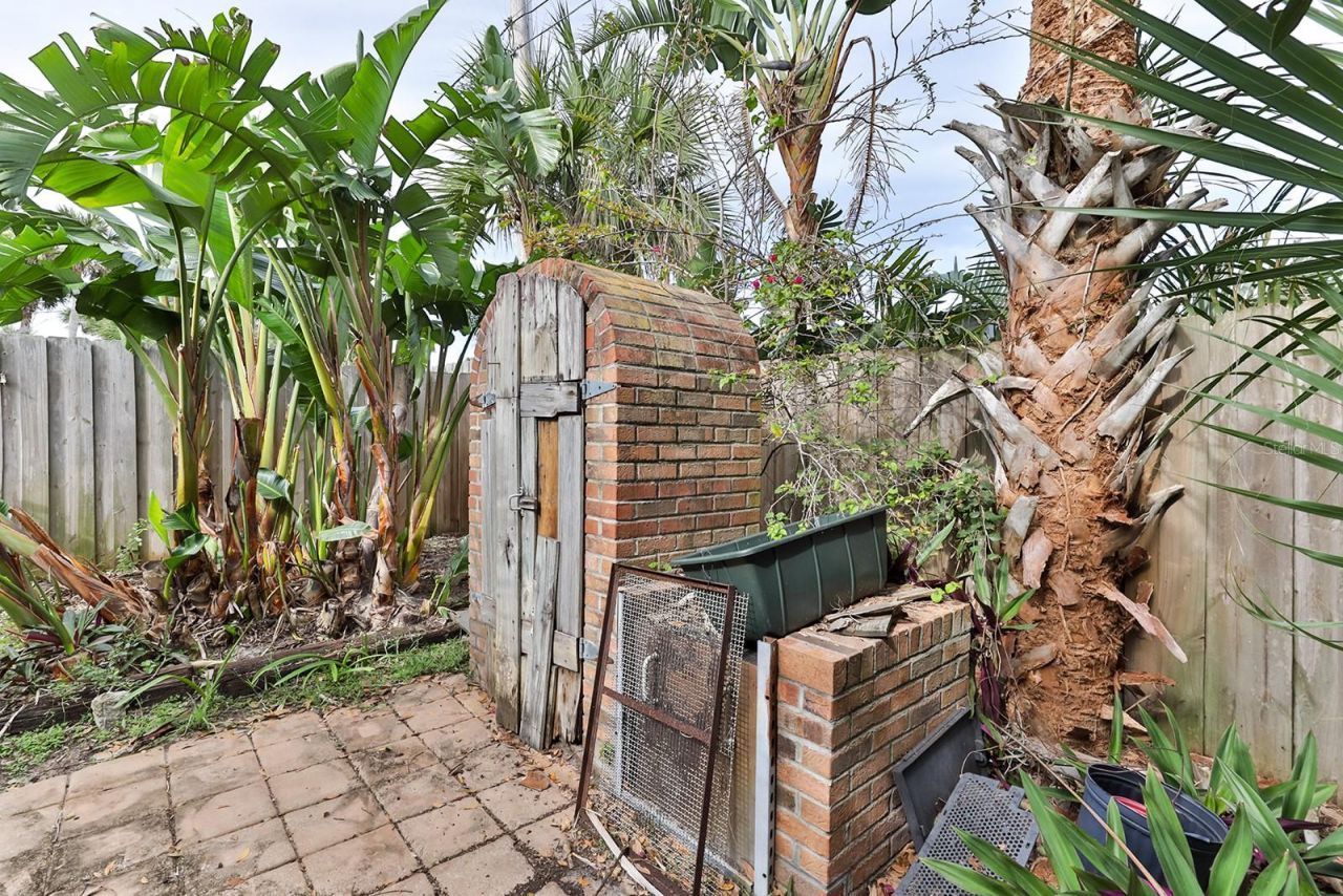 314 Due East Street, New Smyrna Beach, FL 32169 Photo