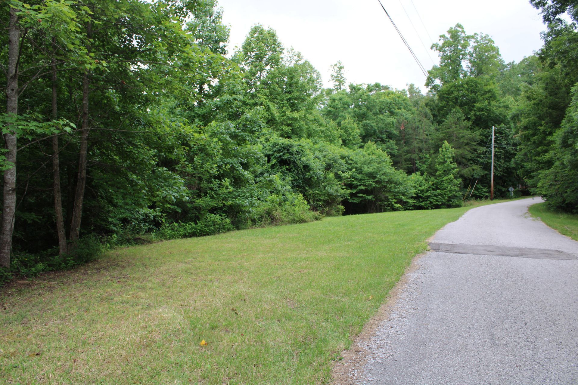 1111 Hollis Road, London, KY 40741 Main Photo