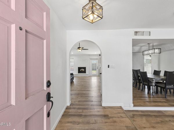 4523 W WAGONER Road, Glendale, AZ 85308