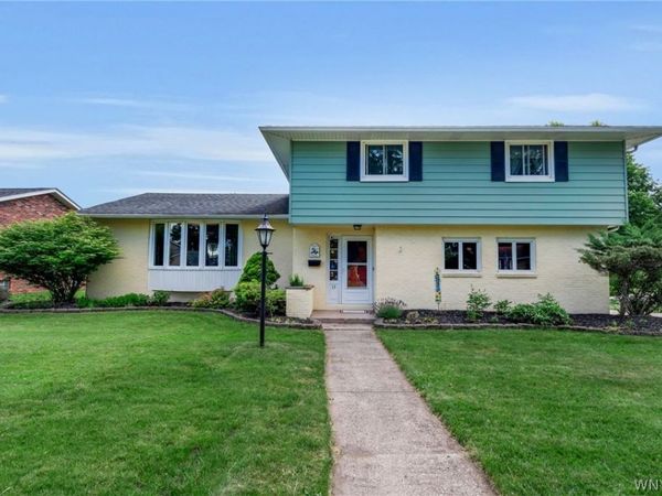 15 Willow Drive , West Seneca, NY 14224